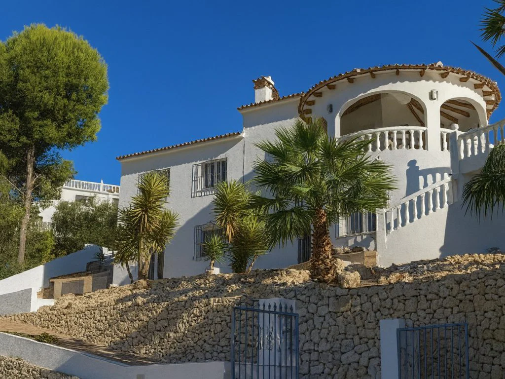 Contemporary holiday villa with private pool at Moraira on the Costa Blanca